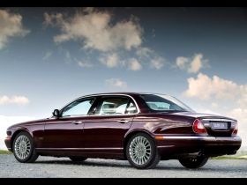 Daimler. Фото: autopic.ru