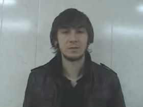 Кадр из видеообращения Рамазана Утарбиева с сайта kavkaz-uzel.ru