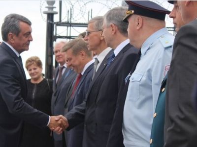 Полпред Сергей Меняйло прибыл в Новосибирск. Фото: Регнум.Ru