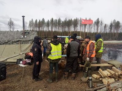 Посты активистов на Шиесе. Фото: группа "ЭкоБессрочка Архангельск" / "ВКонтакте"