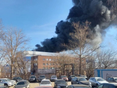Пожар в боксе Онежского судостроительного завода в Петрозаводске. Фото: соцсети